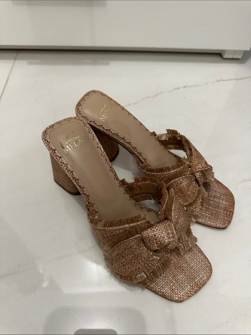ANTONIO MELANI Tan Raffia Knot Block Heel Mules